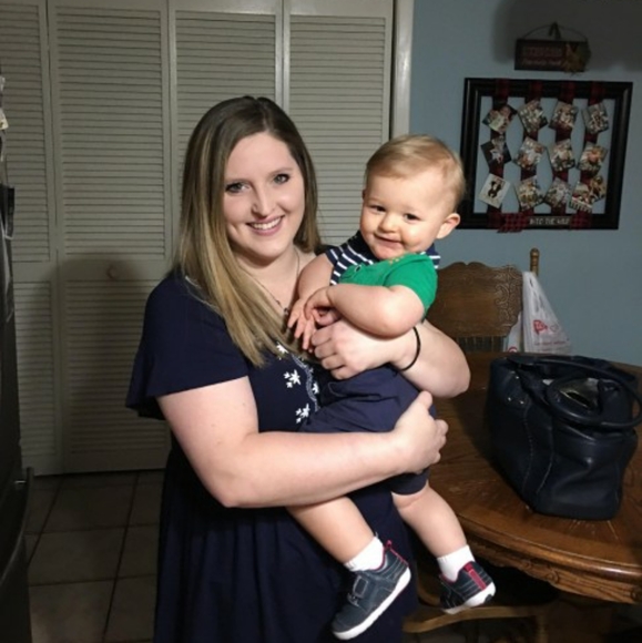 Meet your Posher, Audrey - Picture 3 of 4